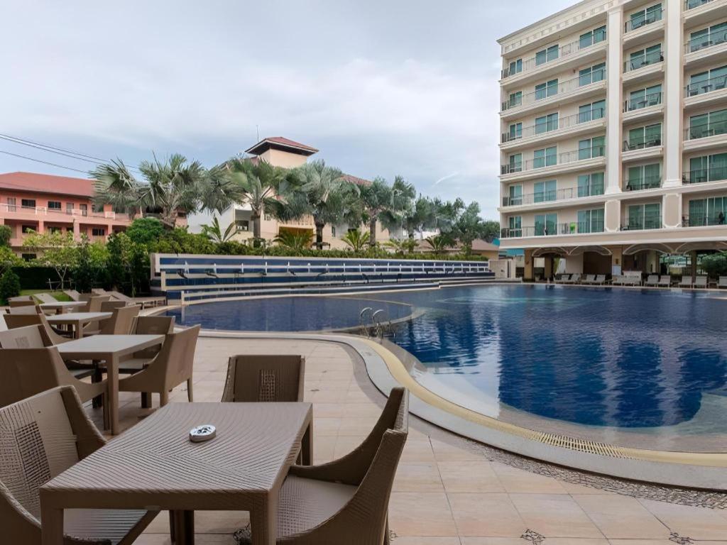 Hotel Lk Celestite à Pattaya Extérieur photo